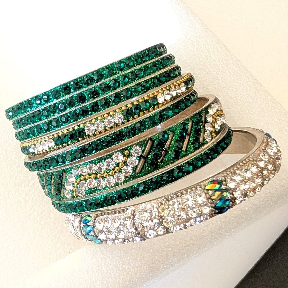 Bundle of 8 green, gold and clear sparkly beaded stacking bangles - Picture 4 of 9